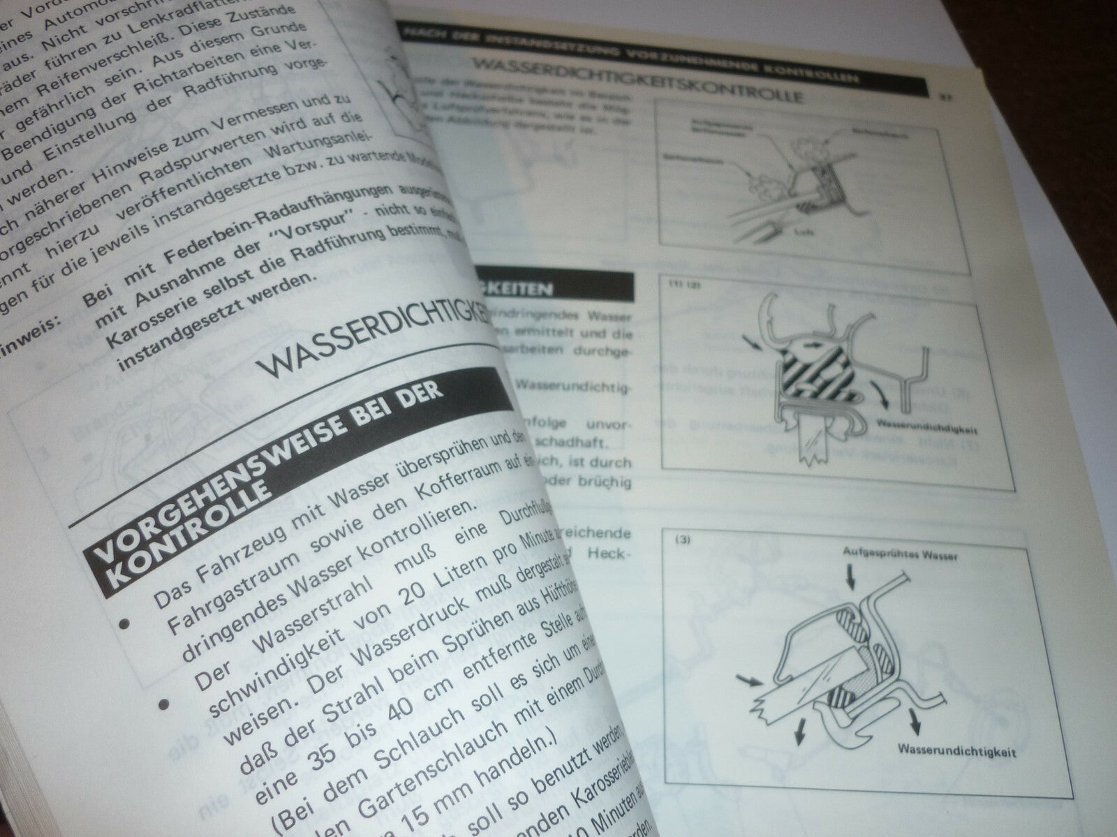 NISSAN Karosserie Instandsetzung Reparaturanleitung Buch Oldtimer 02 - 1984